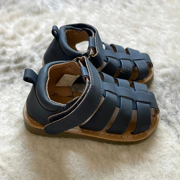 Joe Fresh  Sandals - Picture 1 of 8